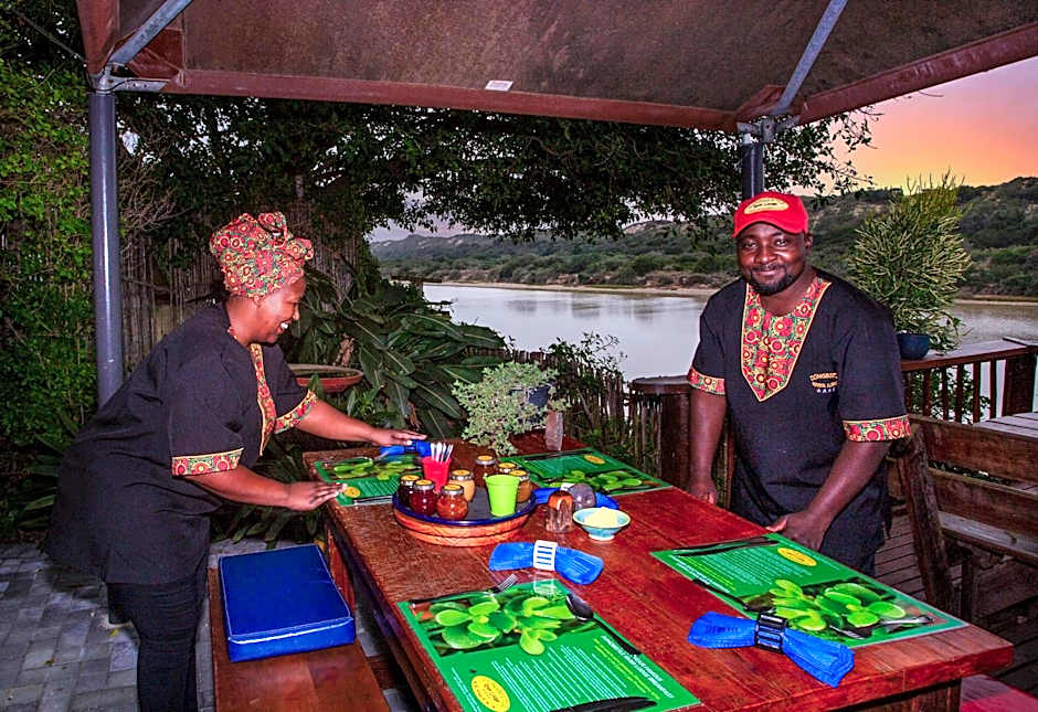 Dungbeetle River Lodge