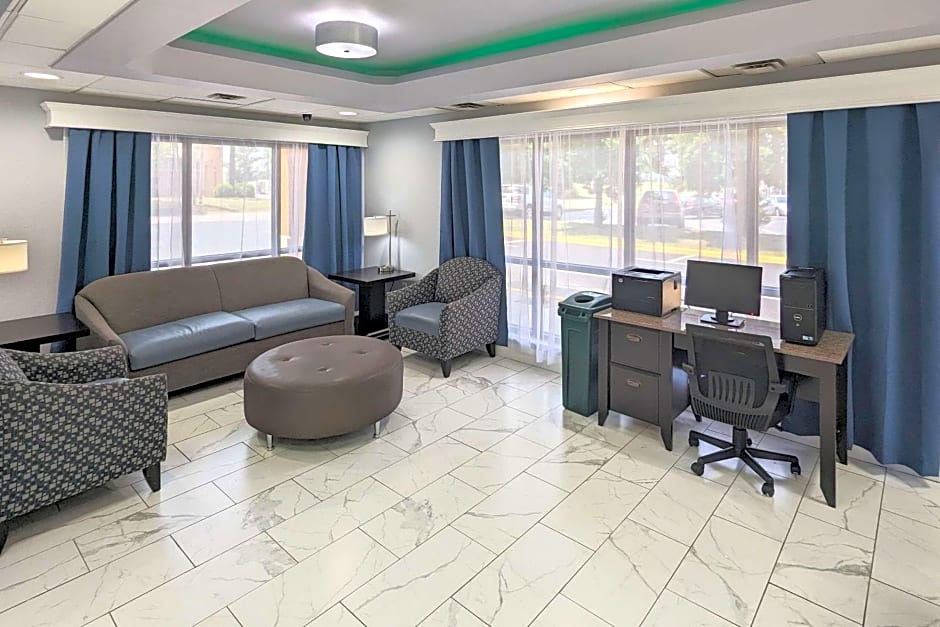 Quality Inn Oak Grove Fort Campbell