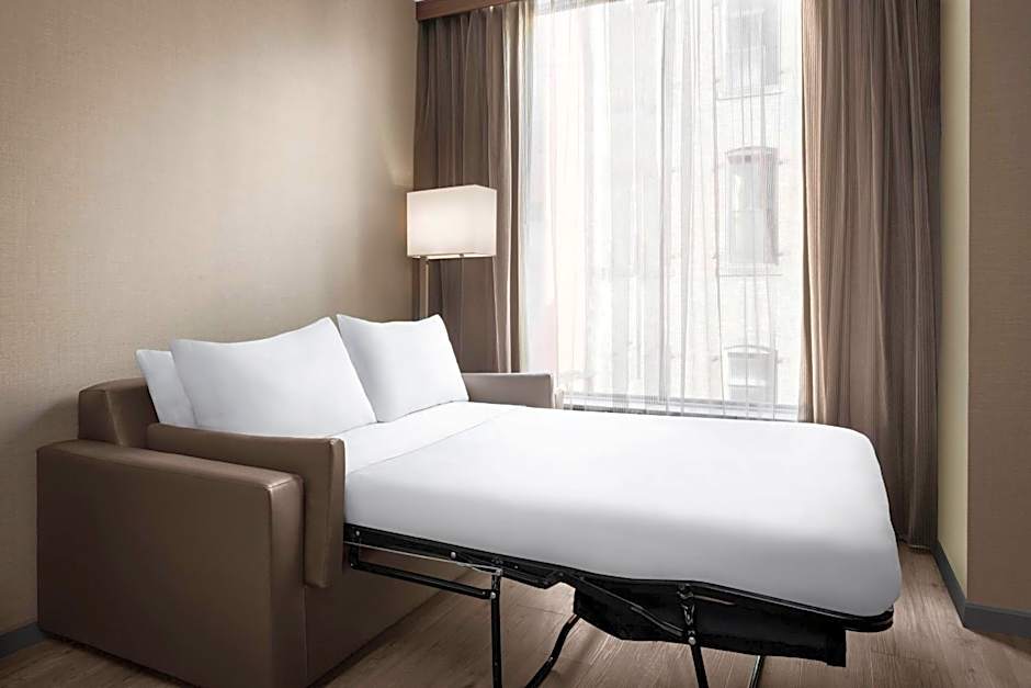 AC Hotel by Marriott Pittsburgh Downtown