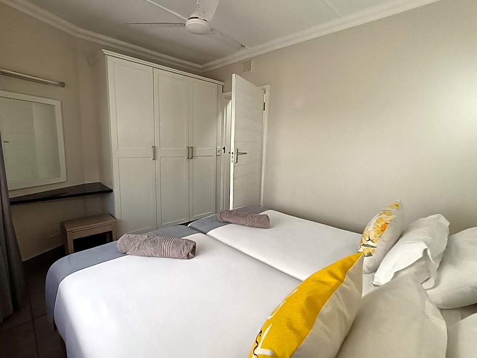 Hello Holiday-Banana Beach Club D17