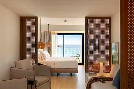 Suite with Sea View