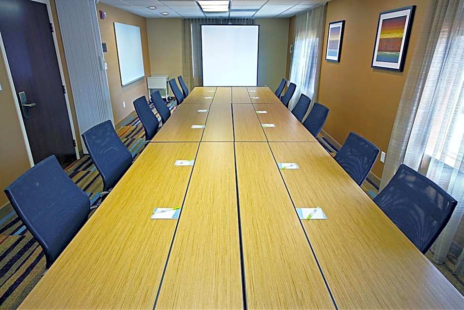 Fairfield Inn & Suites by Marriott San Jose Airport
