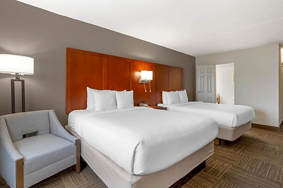 Comfort Inn Edgewater on Hudson River