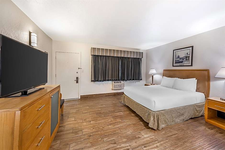 Best Western Pine Tree Motel