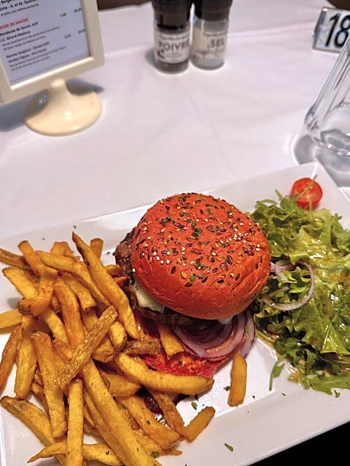 Savoy Hotel & Restaurant