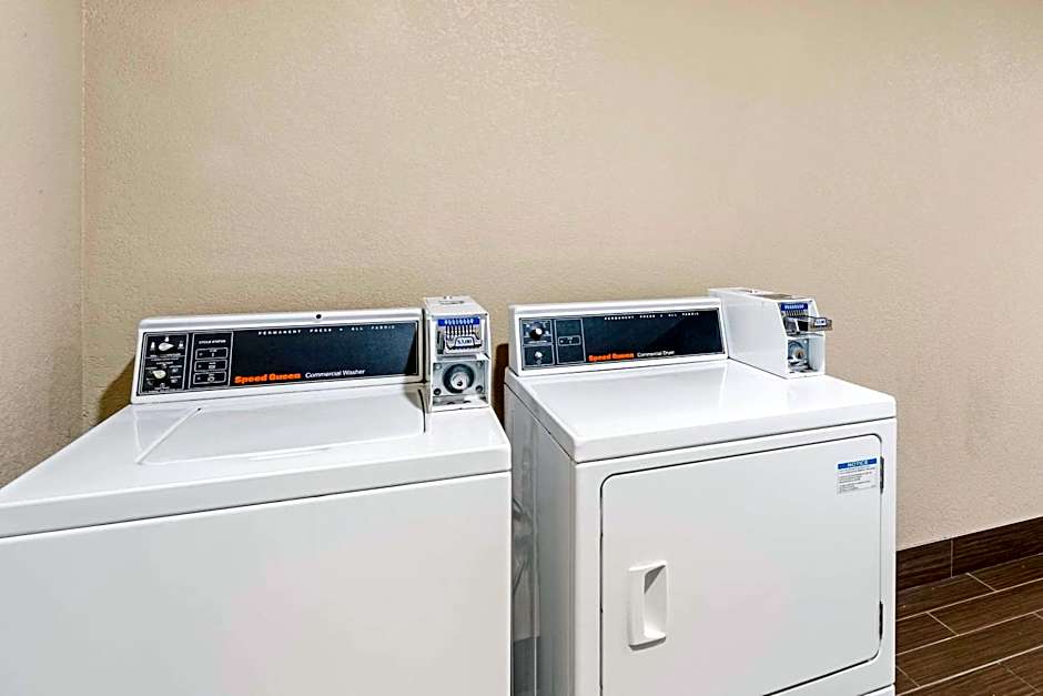 Comfort Suites Merrillville Near US 30