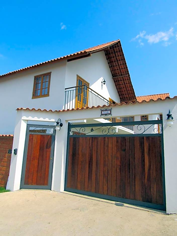 Casa 1 Chalé Alto dos Bandeirantes