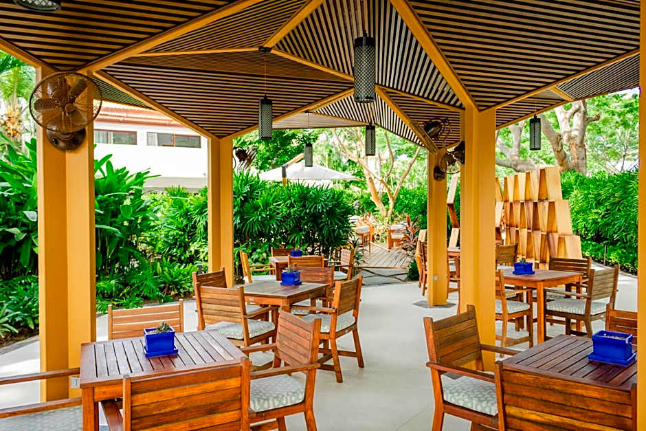 Vallarta Gardens Beach Front Hotel & Residences