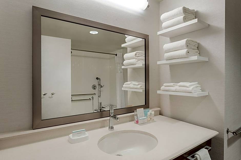 Hampton Inn By Hilton & Stes West Des Moines