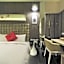 Leesing Hotel