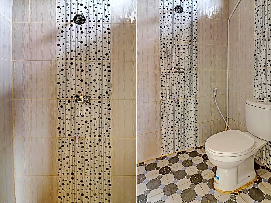 OYO 90945 Arizon Kost