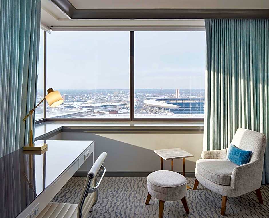 The Lofton Hotel Minneapolis, Tapestry Collection by Hilton