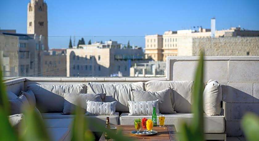 Prima Royale Hotel