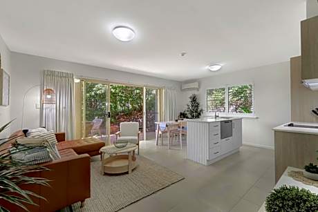 Lennox Beach Resort
