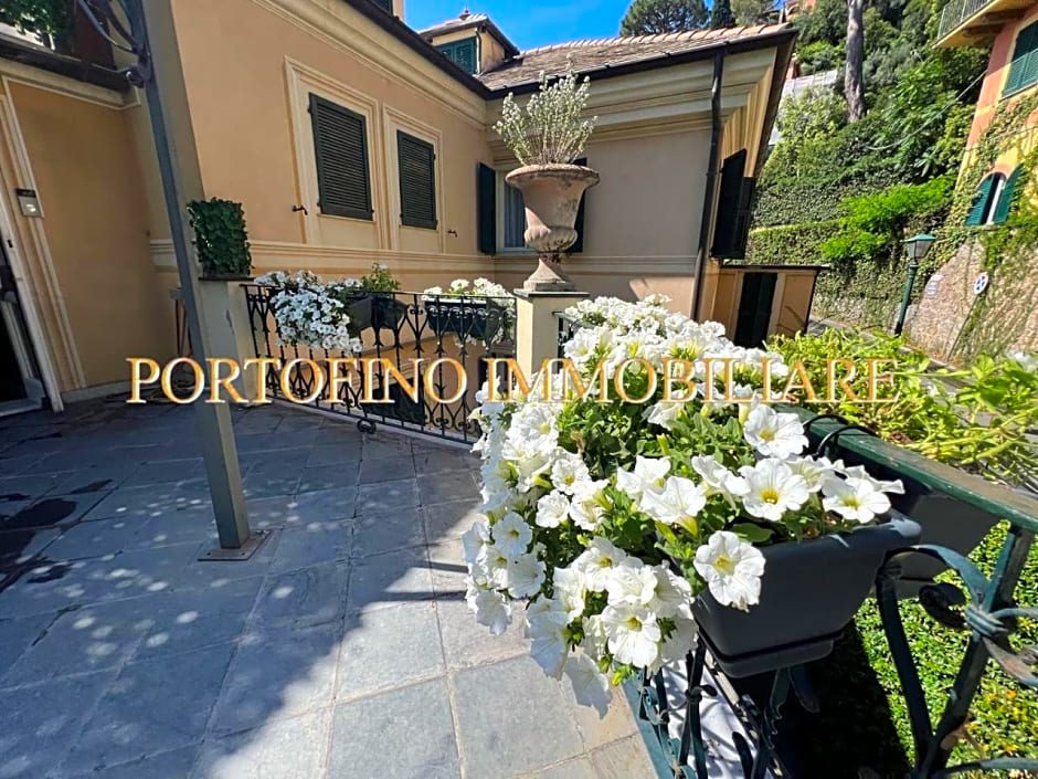 PORTOFINO SUITE VISTA MARE CON SPIAGGIA PRIVATA