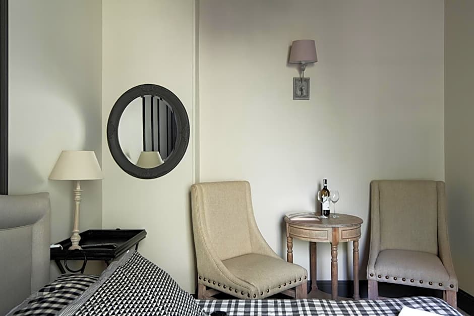 Dwór Złotopolska Dolina Mansion House