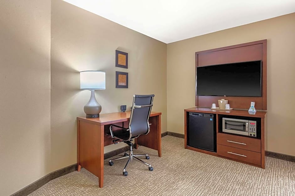 Comfort Suites Pelham Hoover I-65