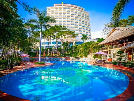 Sai Gon Ha Long Hotel