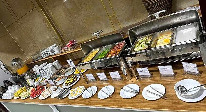 Duc Minh Saigon Airport Hotel