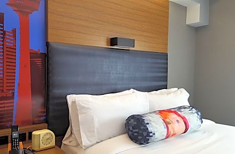 aloft, Room, 1 Queen Bed (1 Queen Bed)