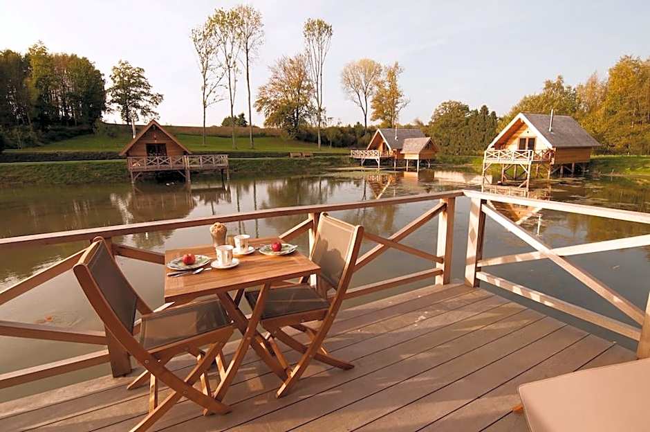 AquaLodge