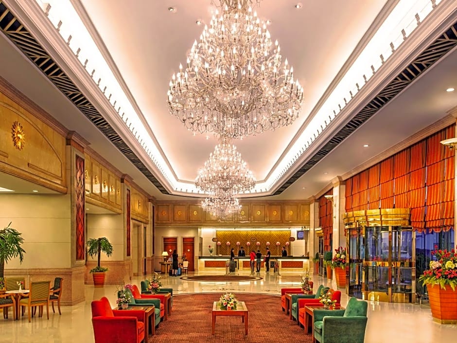 Golden Crown China Hotel