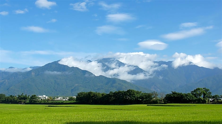 Bonjour Paris – Taitung, CA