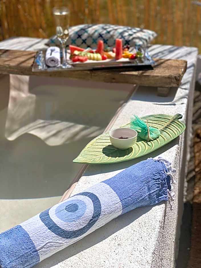 Eco Beach And Magic Garden Hotel