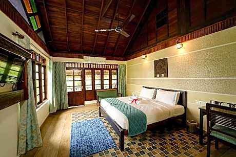 Double Room with Lake View