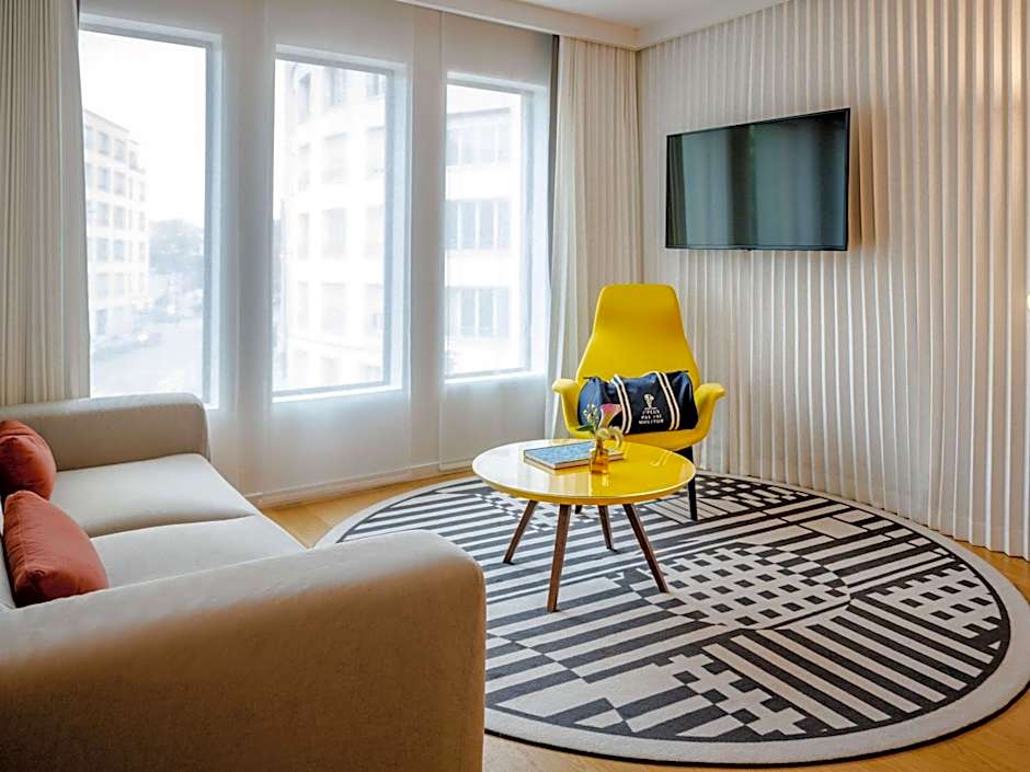 Molitor Paris - MGallery by Sofitel