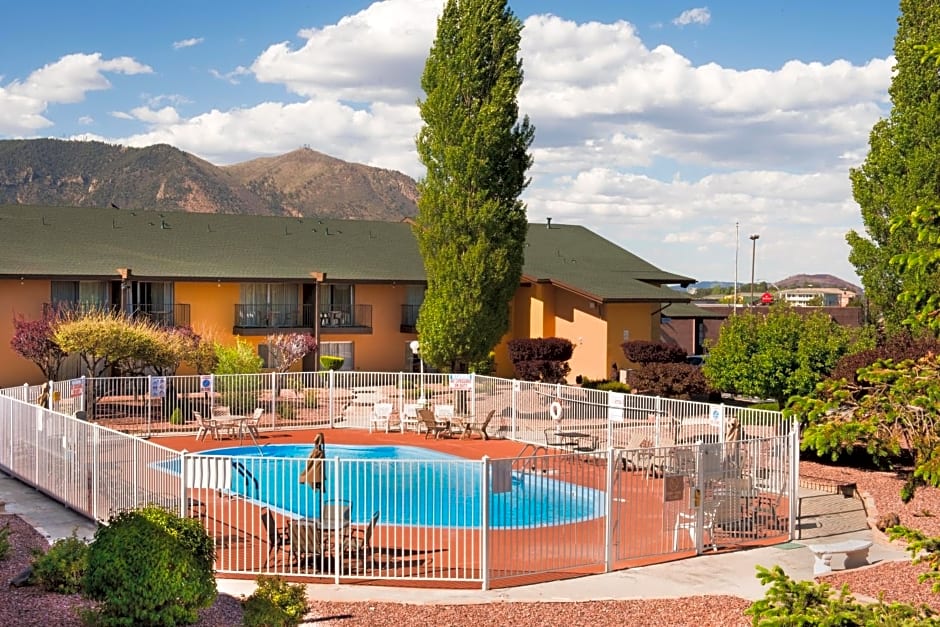 Hotel Elev8 Flagstaff I-40 Exit 198 Butler Ave