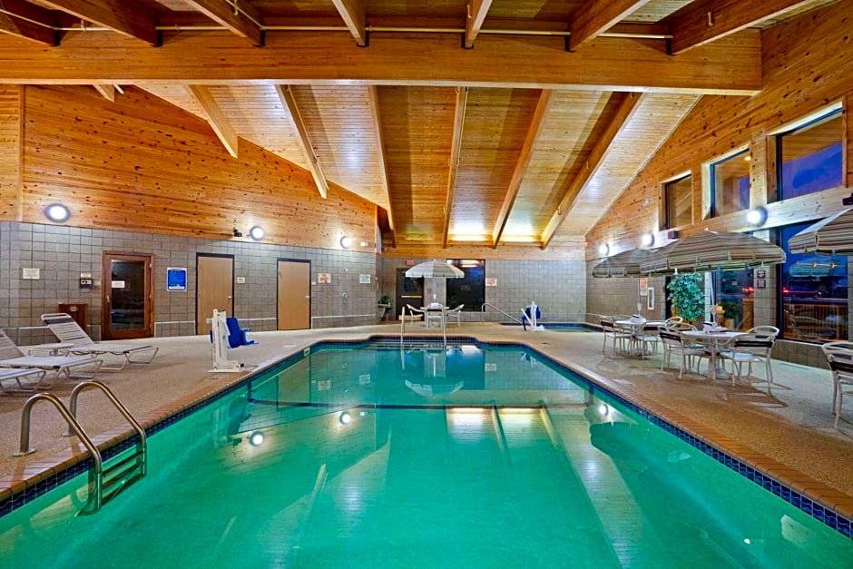 AmericInn by Wyndham Chanhassen