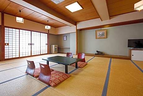 large Japanese-Style Room with Shared Bathroom - Non-Smoking - (50㎡)