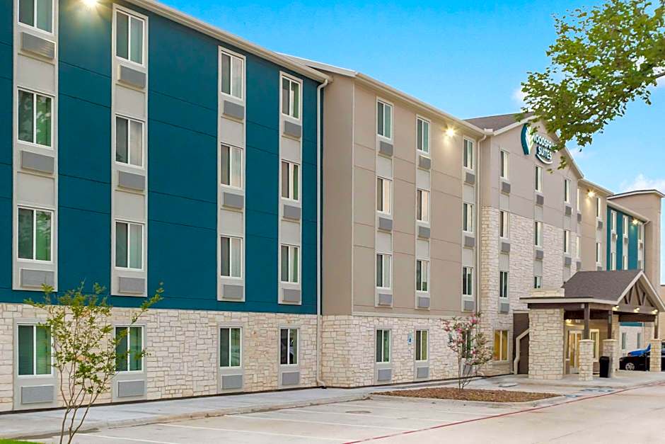 Woodspring Suites Lake Jackson