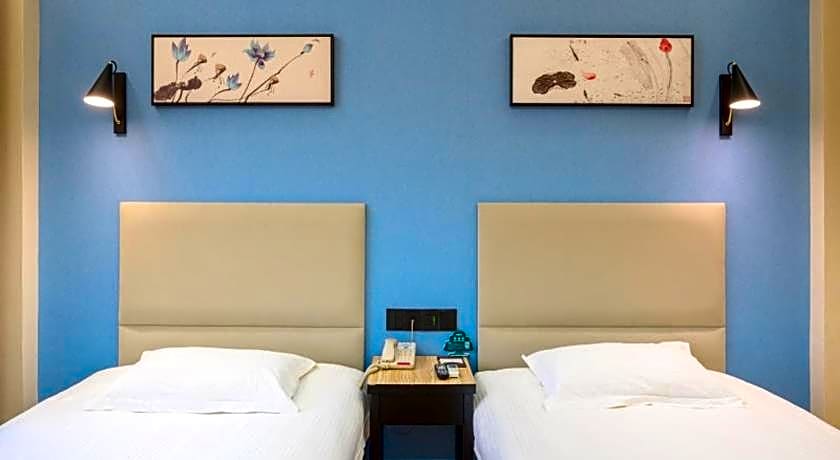 GreenTree Inn Henan Kaifeng Gulou Square Express hotel