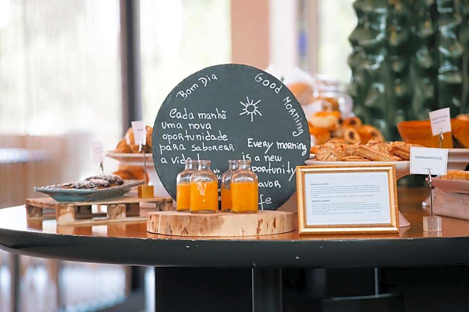 Cidnay - Hotel & Executive Center