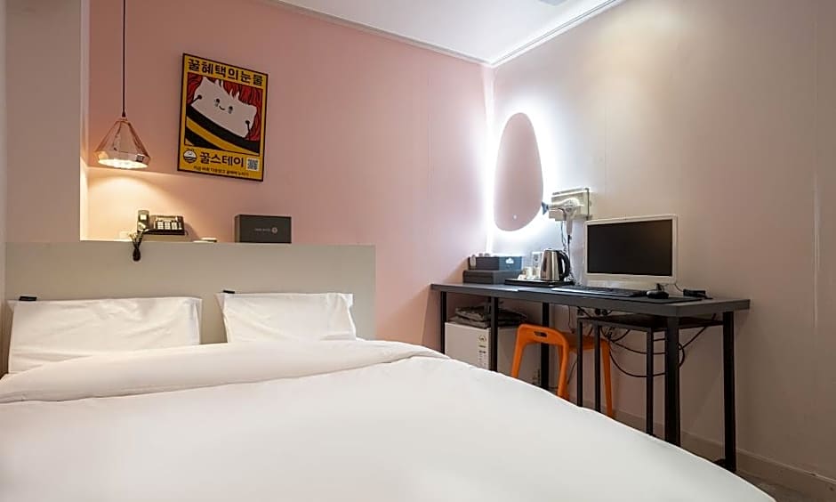 Uiwang Hotel Nine