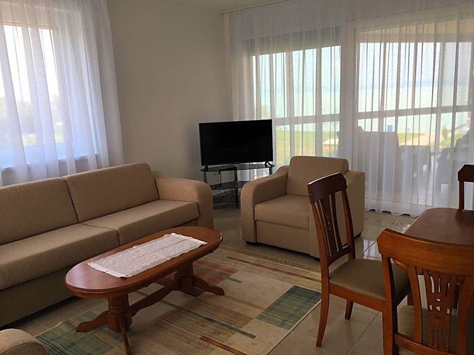 Luxury Apartment Hotel Siófok