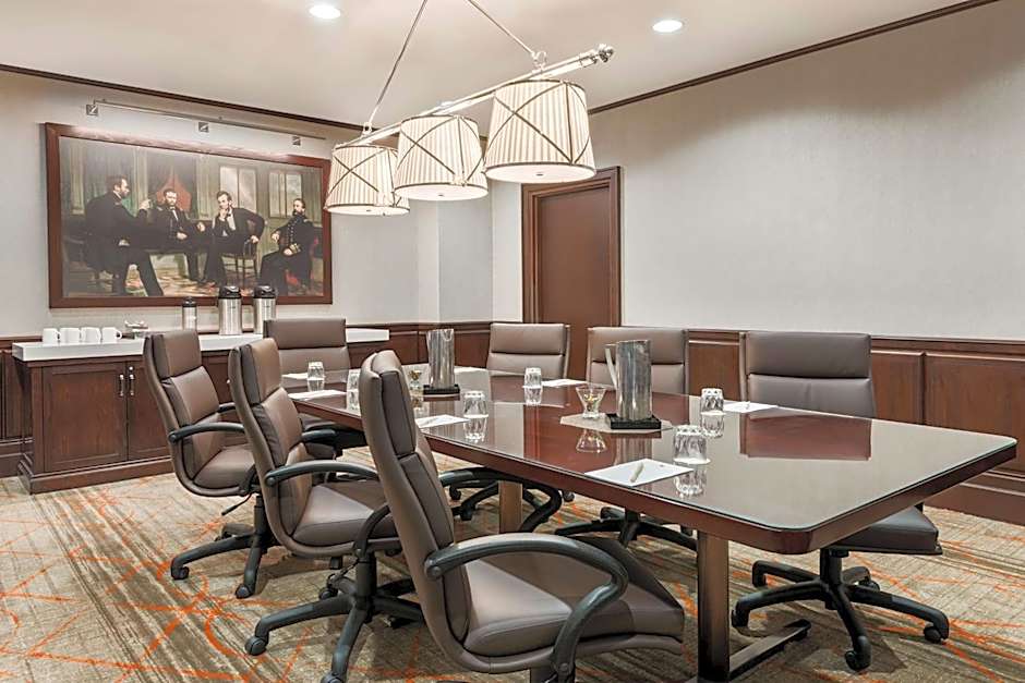 President Abraham Lincoln - A DoubleTree By Hilton Hotel