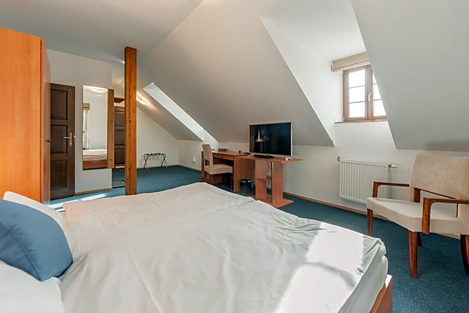 Hotel Jizerka 4