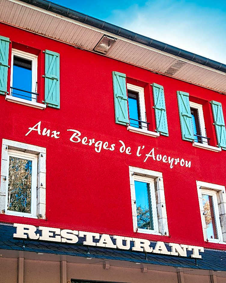 Logis hotel Aux Berges de l'Aveyron