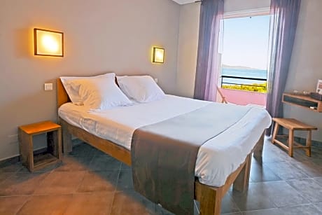 Classic Double or Twin Room with Sea View