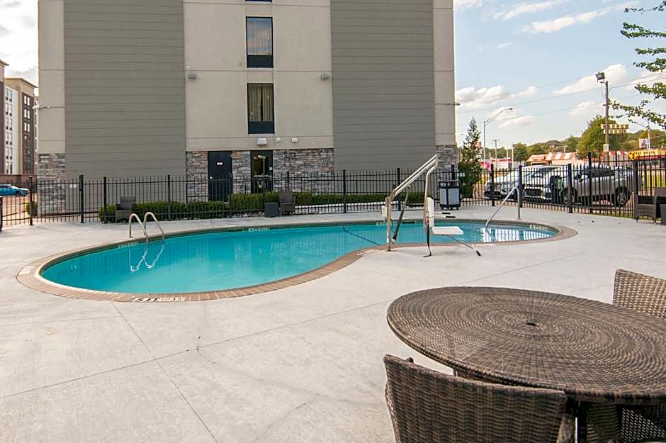 Holiday Inn Express & Suites Jackson Downtown - Coliseum By IHG