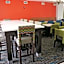 La Quinta Inn & Suites by Wyndham Orange