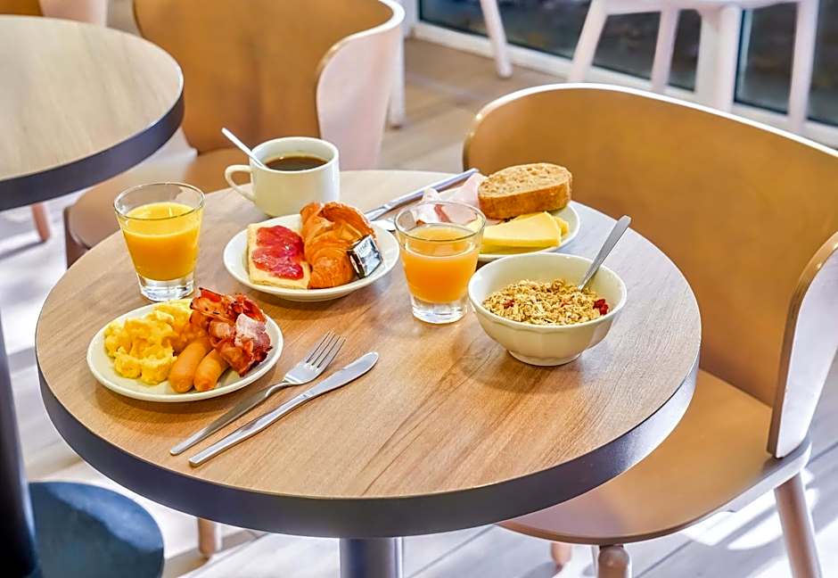 B&B HOTEL Paris Malakoff Parc des Expositions