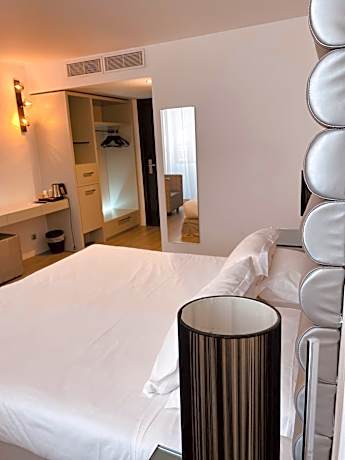 Privilege Room with City View