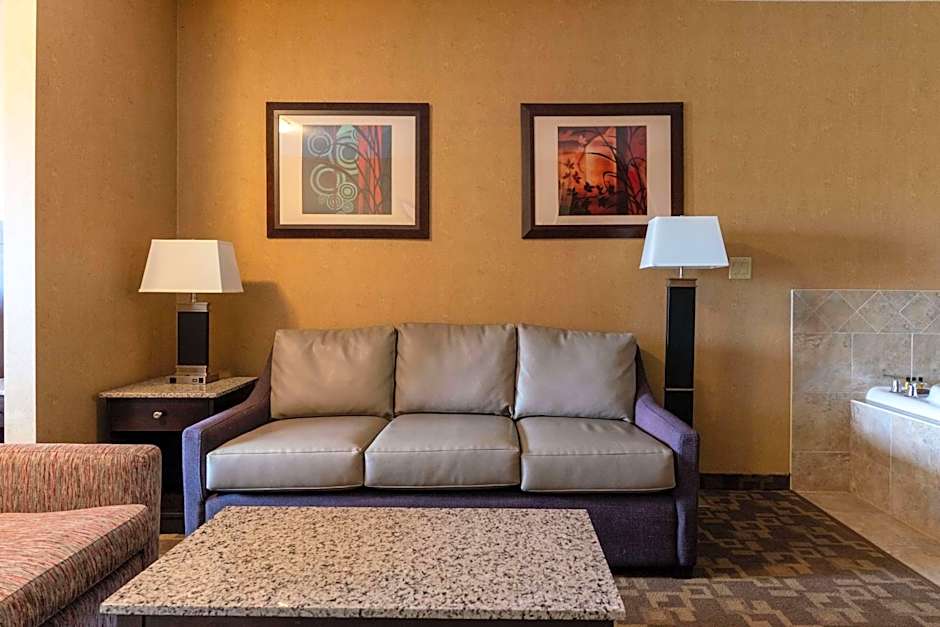 Best Western Plus South Edmonton Inn & Suites