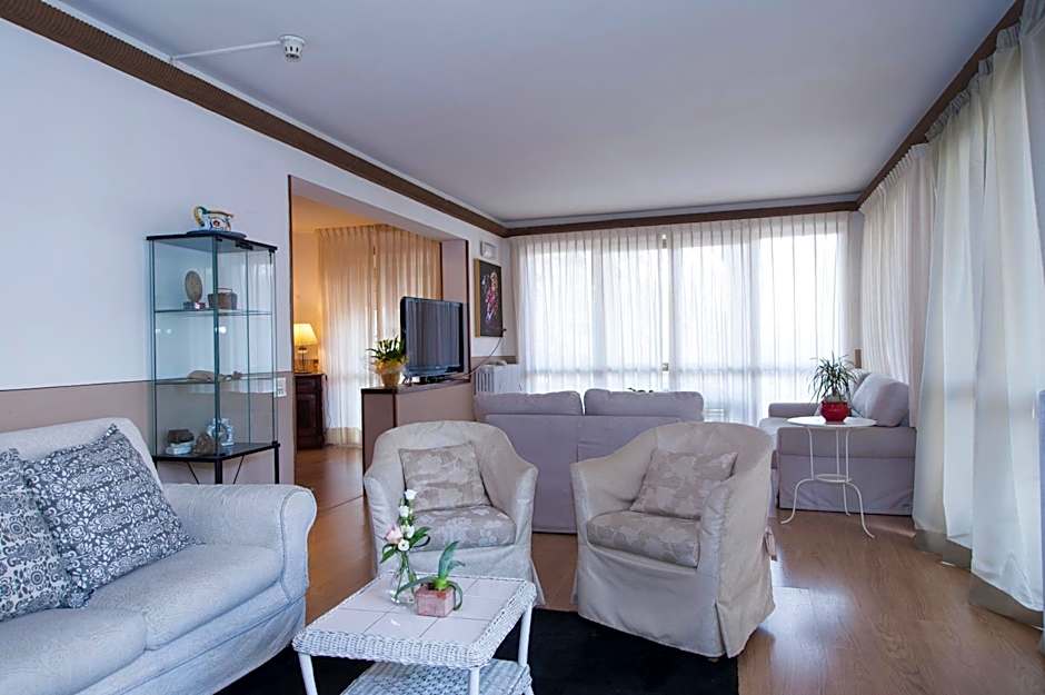 Hotel Monti