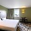 B&B HOTEL Compiegne Thourotte
