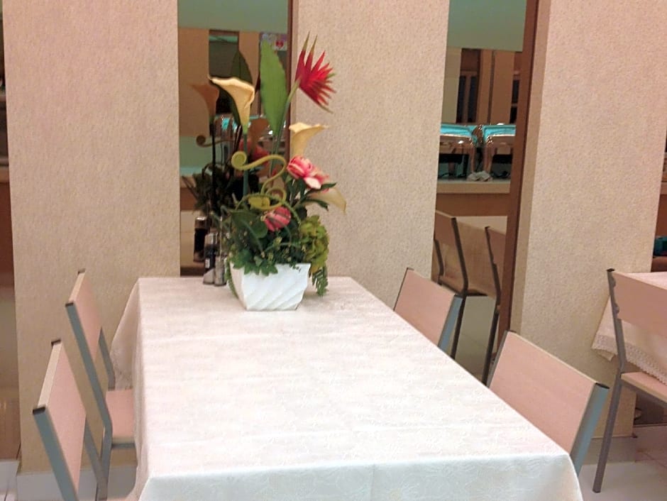 Jinjiang Inn Urumqi Hongqi Road Branch